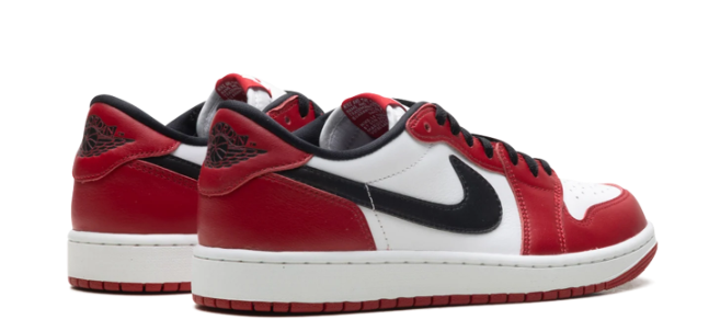 Air Jordan 1 Retro Low OG Chicago 2025 HQ6998-600