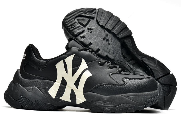 MLB Big Ball Chunky New York Yankees Sneaker | Official Team Style