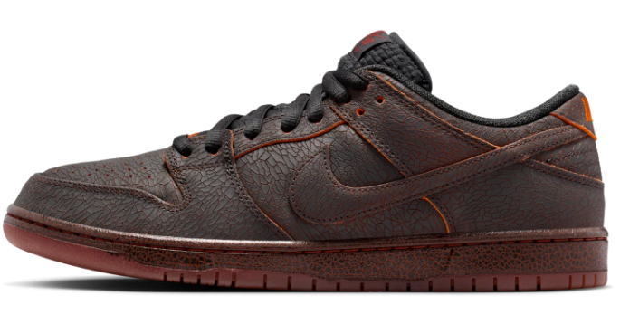 Nike SB Dunk Low "Krampus" HV1668-001