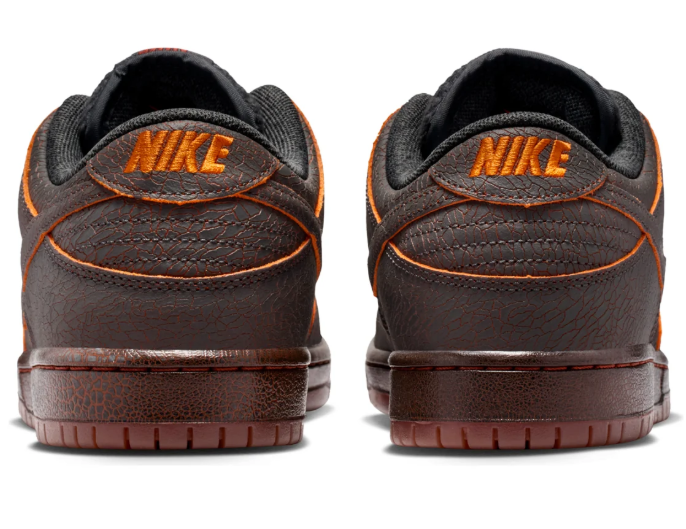 Nike SB Dunk Low "Krampus" HV1668-001