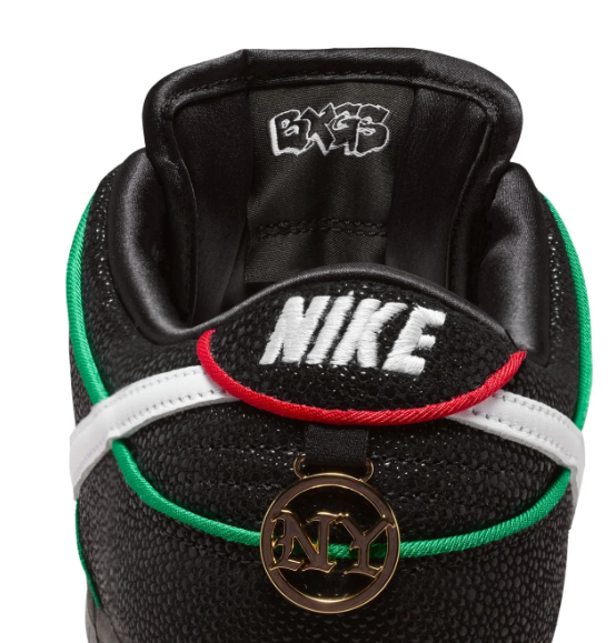 Nike SB Dunk Low Pro QS "Black White Challenge Red"