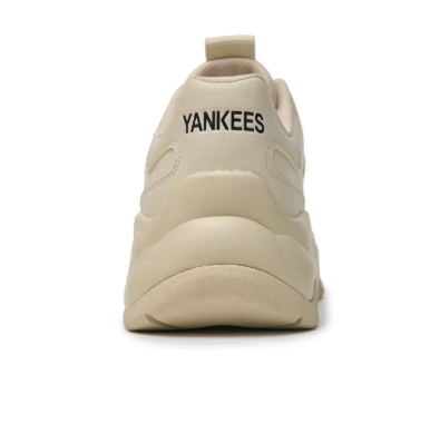 MLB Big Ball Chunky A New York Yankees Beige Sneaker | Official Team Style